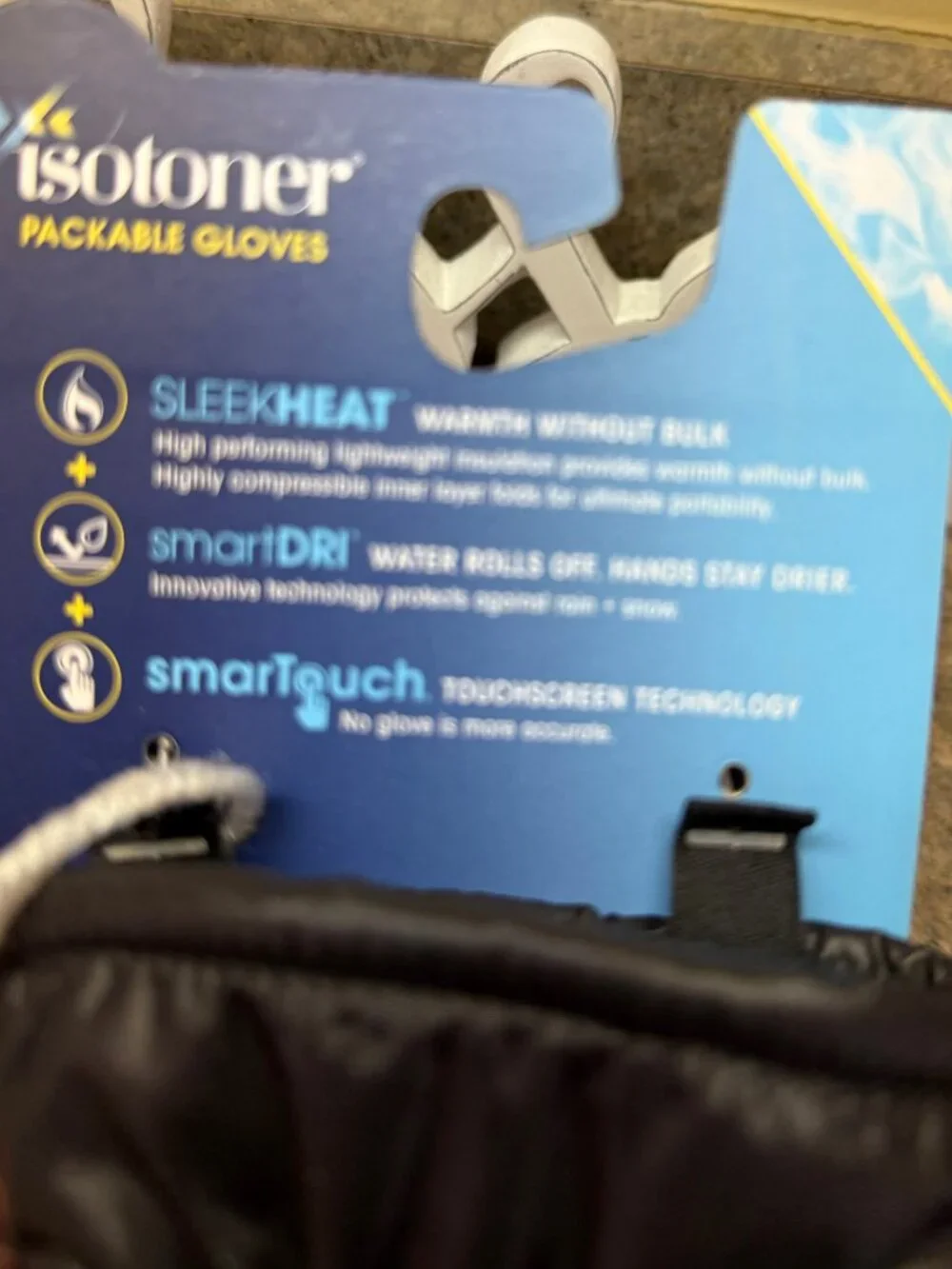 NWT Isotoner Sleekheat Packable Gloves w/Touchscreen Tech & Smart Touch - Picture 3 of 4